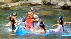 Không chỉ bắt cóc 8 cung nữ về hầu hạ, Thái Tuế ma vương còn giết hại họ. Theo đó, Thái Tuế ma vương mới chính là kẻ háo sắc đáng sợ nhất trong "Tây Du Ký".