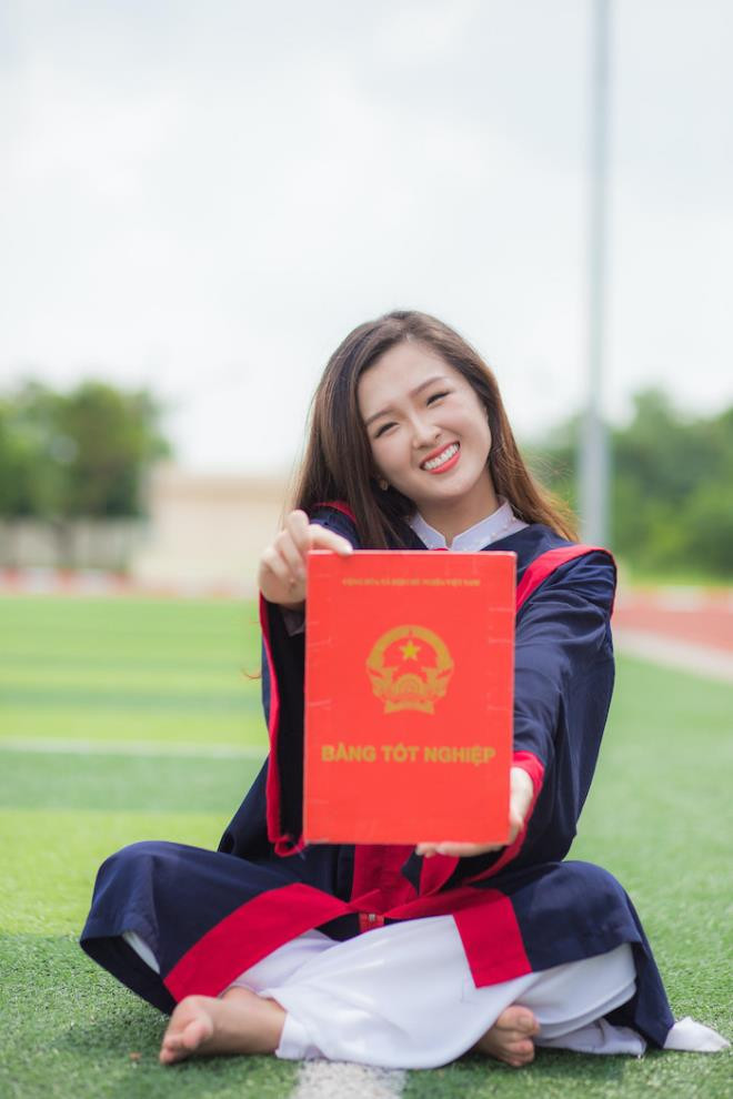 Gia đình Ngọc Tâm không có ai theo ngành công an, bố mẹ cô đang phục vụ trong lực lượng vũ trang biên phòng.