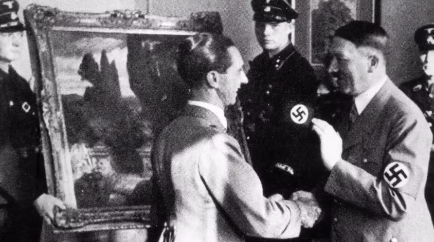 Theo ước tính, giá trị những tác phẩm bị phát xít Đức đánh cắp trong chiến tranh trị giá hàng tỷ USD.