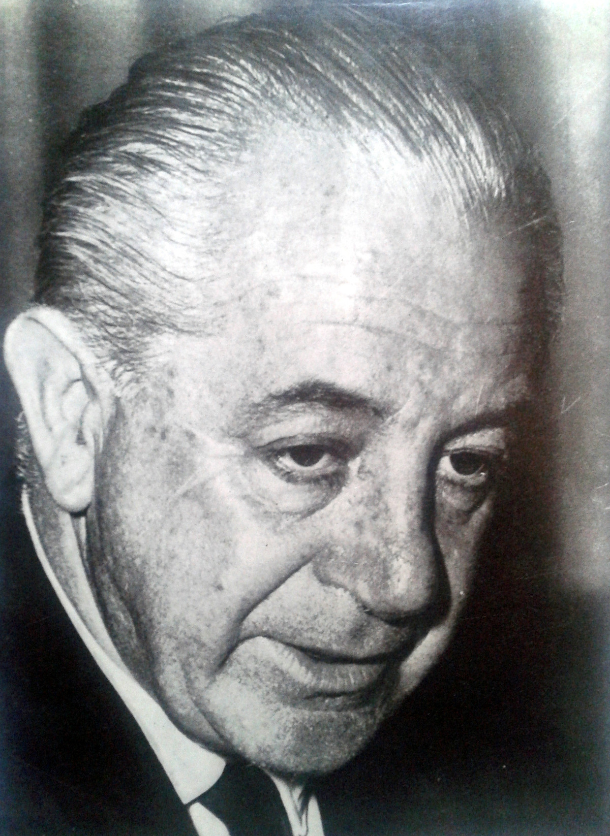 Tất cả chỉ là giả thuyết không có chứng cứ chứng minh đâu là lời giải chính xác nhất cho vụ mất tích của Thủ tướng Holt. Mời độc giả xem video: Thanh Hóa: Nữ sinh lớp 8 mất tích bí ẩn. Nguồn: VTC Now. 