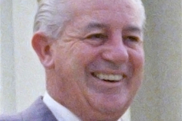 Thế nhưng, lực lượng chức năng không tìm được bất cứ dấu vết nào giúp tìm ra vị trí của ông Holt. Theo đó, cuộc tìm kiếm dừng lại vào ngày 5/1/1968.