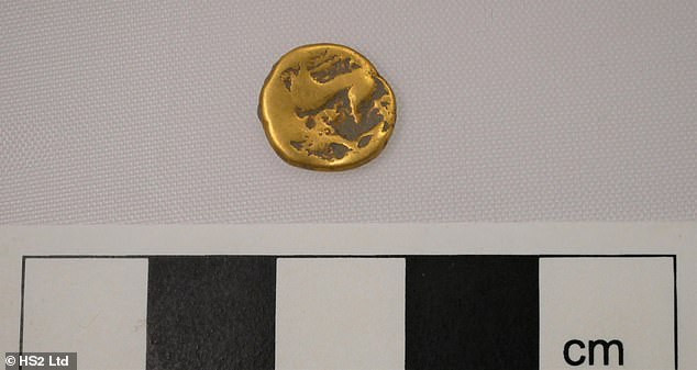 Hiện các chuyên gia chưa thể xác định chính xác niên đại của bộ hài cốt. Tuy nhiên, ước tính thi hài này ít nhất 2.000 năm tuổi.