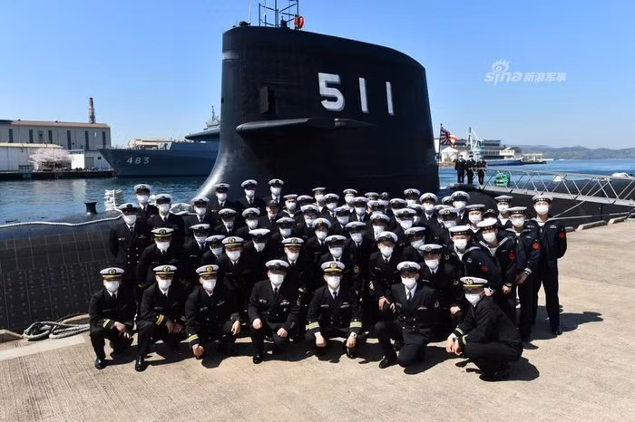 Tàu ngầm do Nhật Bản chế tạo được đánh giá rất cao ở độ yên lặng khi hoạt động, được trang bị khí tài điện tử tinh vi cùng dàn vũ khí vô cùng uy lực.