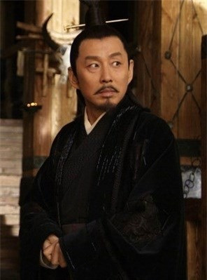 Thậm chí, Ngô vương còn tin lời gièm pha của Ba Bỉ cho rằng Ngũ Tử Tư thực sự có ý định phản quốc.