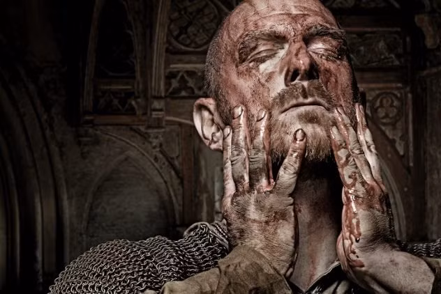 Cụ thể, vào thời Trung cổ, người dân tin rằng ở bẩn là một điều tốt cho sức khỏe.