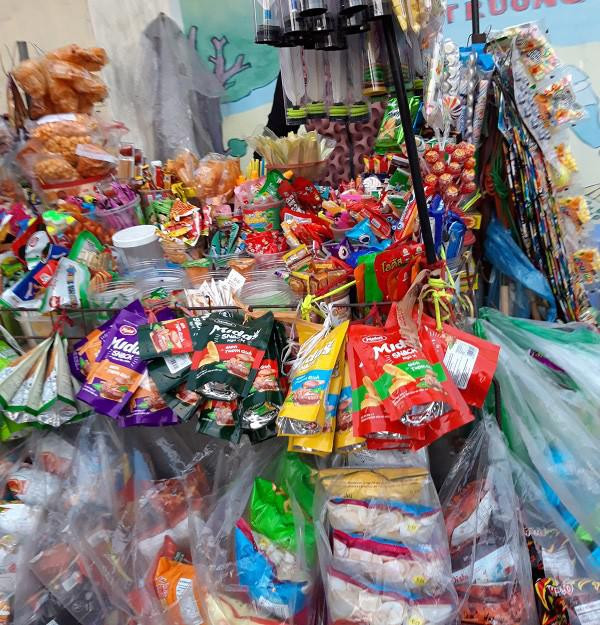 Hai hung do an vat khu vuc cong truong: Giat minh gia sieu re