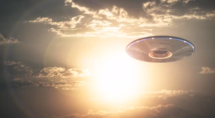 Liên Xô tiến hành dự án trên theo 2 hướng gồm: Sekta-MO và Sekta-AN. Trong đó, Sekta-MO chuyên nghiên cứu các hiện tượng kỳ lạ cùng ảnh hưởng phát sinh đối với binh sĩ và vũ khí khí tài quân sự. Còn Sekta-AN tập trung phân tích nguồn gốc vật lý và nguyên lý phát triển của UFO.