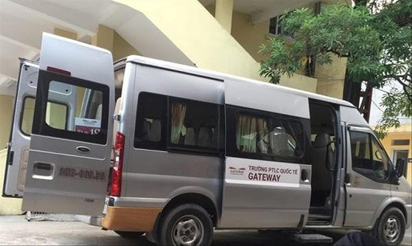 Truy to 3 bi can vu be trai truong Gateway tu vong tren o to dua don-Hinh-4
