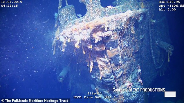 Trong suốt nhiều năm, giới chuyên gia cố gắng xác định vị trí xác tàu Scharnhorst. Mới đây, các nhà khoa học sử dụng phương tiện di chuyển tự động dưới nước, được điều khiển từ tàu nghiên cứu Seabed Constructor và có phát hiện bất ngờ.