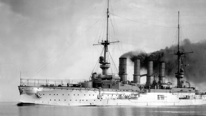 Tàu tuần dương bọc thép Scharnhorst của Đức tham gia nhiều trận chiến lớn nhỏ. Trong số này, trận chiến quan trọng nhất mà Scharnhorst tham gia là trận chiến tại quần đảo Falkland.