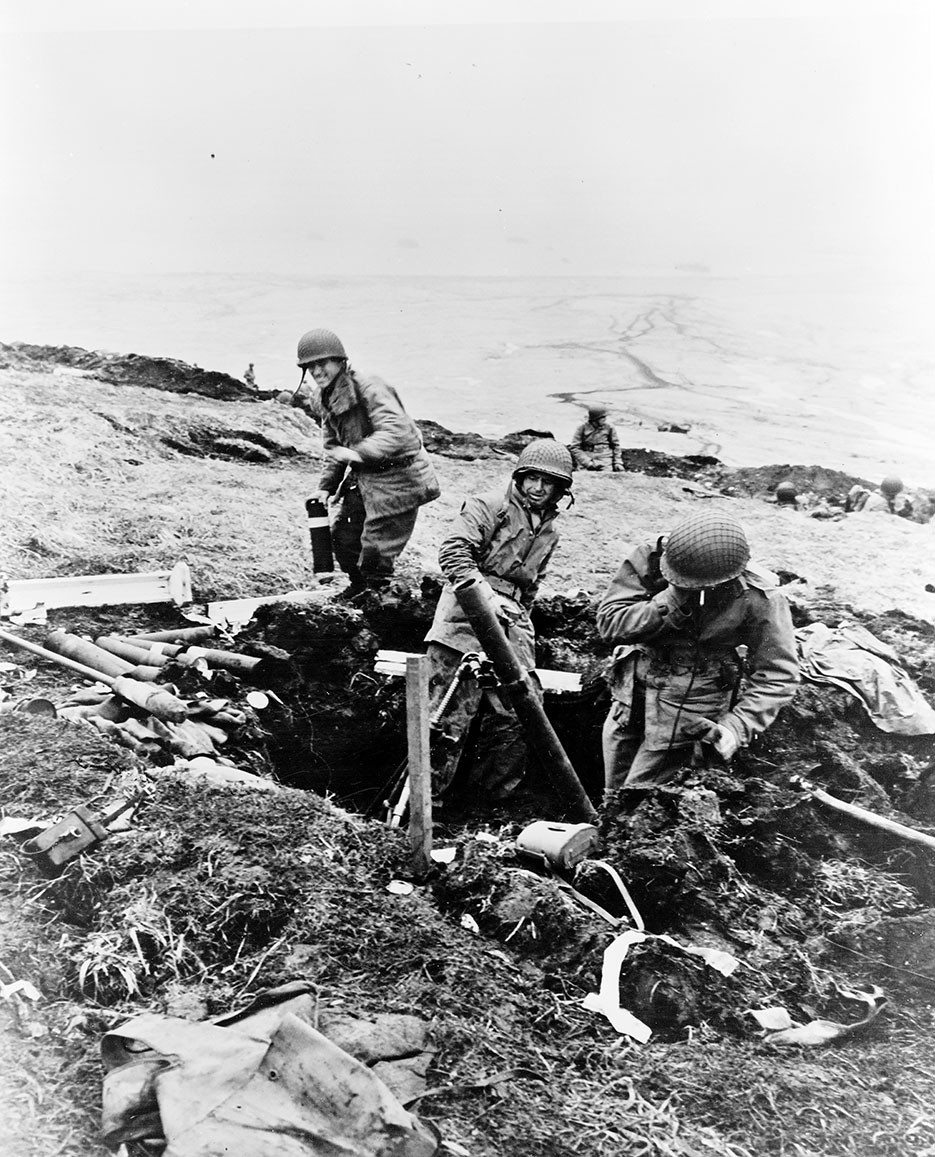 Phải mất hơn 2 tuần, lực lượng đồng minh mới chiếm được đảo Attu do địa hình ghồ ghề, lầy lội cũng như sự chống trả quyết liệt của quân Nhật.