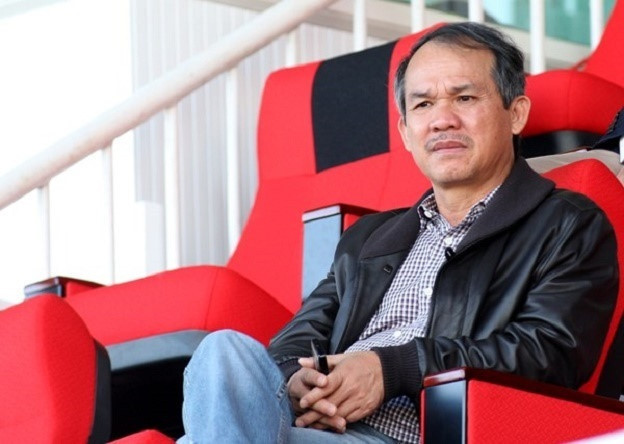 Với mong muốn bóng đá Việt Nam vươn lên một tầm cao, bầu Đức nhận ra đội tuyển nước nhà cần phải có những cuộc cọ xát với các đội bóng hàng đầu thế giới.