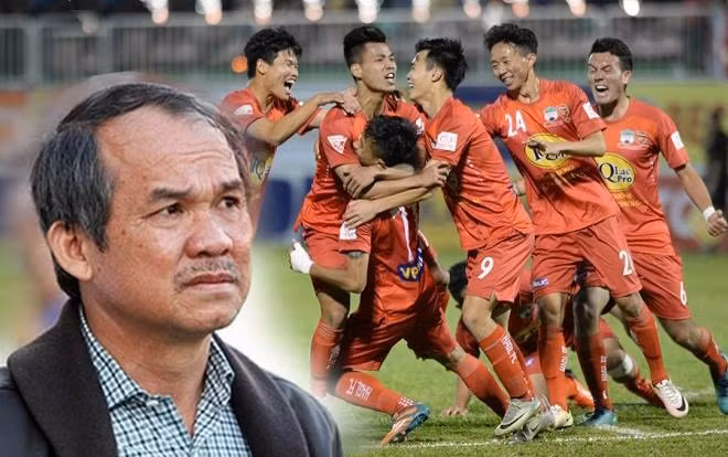  Ông Đoàn Nguyên Đức là một nhân vật nổi tiếng trong bóng đá Việt Nam. Suốt thời gian qua, bầu Đức có nhiều đóng góp cho thành công của bóng đá nước nhà.