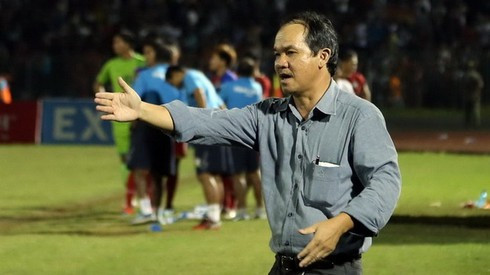 Kế đến, bầu Đức chiêu mộ thêm một loạt ngôi sao bóng đá Thái Lan, góp phần đưa V.League trở thành nơi tụ hội những cầu thủ hay nhất khu vực.