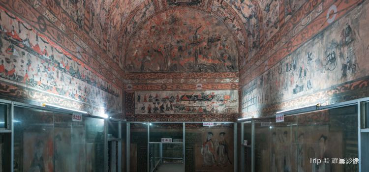 Điều này xuất phát từ việc lăng mộ của hoàng tộc nhà Hán có chứa nhiều ngọc ngà, châu báu, vàng bạc... cực giá trị được mai táng cùng người chết.