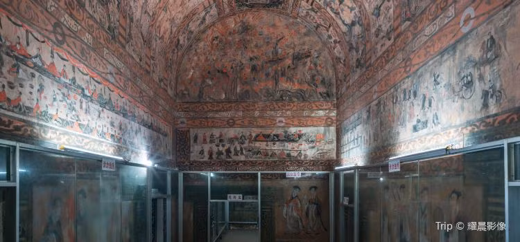 Điều này xuất phát từ việc lăng mộ của hoàng tộc nhà Hán có chứa nhiều ngọc ngà, châu báu, vàng bạc... cực giá trị được mai táng cùng người chết.