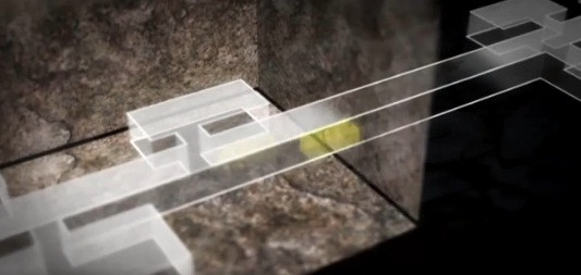 Do thời điểm đó các công nhân xây dựng lăng mộ cho hoàng tộc nhà Hán chỉ có những công cụ thô sơ nên bề mặt đá vôi được đục đẽo không nhẵn bóng mà khá xù xì.