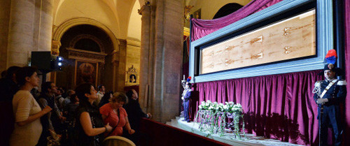 Do vậy, các chuyên gia cho rằng nếu công nghệ hiện đại nhất hiện nay không làm được thì người ta làm giả nó ở thời Trung cổ rất khó có thể xảy ra.