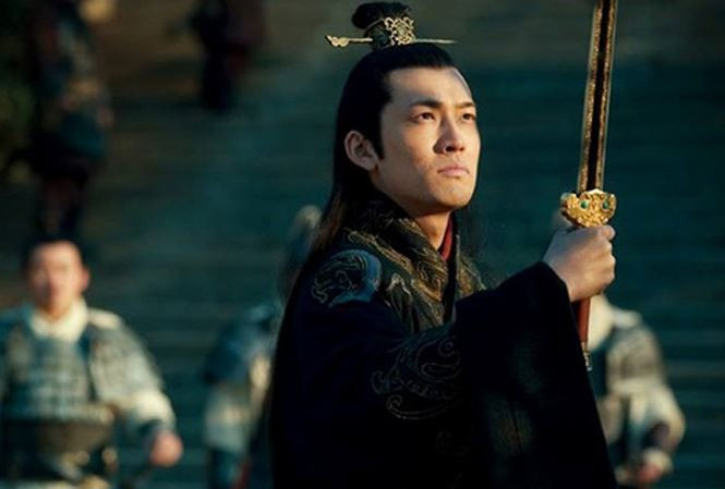 Ngay từ khi còn trẻ, Tôn Quyền sớm bộc lộ tư chất thông minh, tài mưu lược và tầm nhìn xa trộng rộng của một nhà lãnh đạo kiệt xuất. Dù vậy, Tôn Quyền vẫn không thể tránh khỏi việc làm những điều khiến ông phải hối hận đến lúc chết.