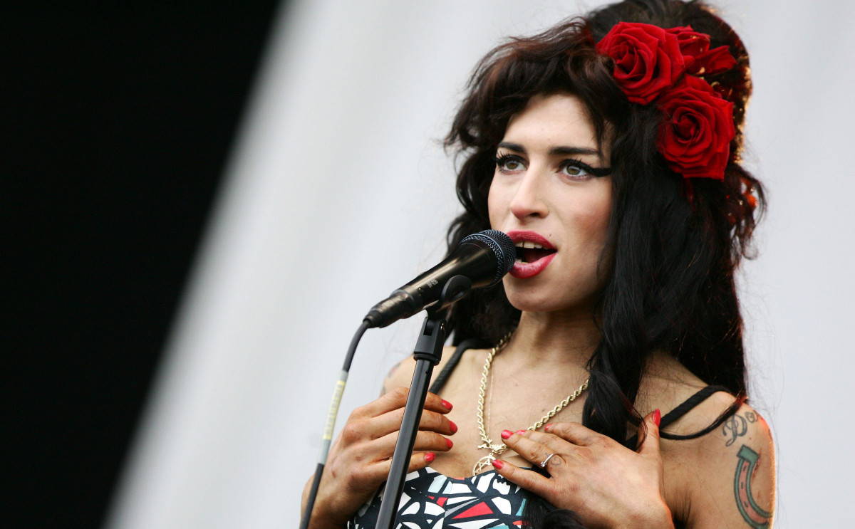 Thành viên gần đây nhất của "câu lạc bộ 27" là ca sĩ trẻ người Anh có tên Amy Winehouse. Nghệ sĩ này qua đời năm 2011.