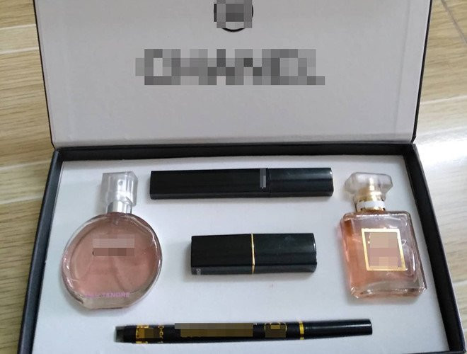 3 chieu lua dao moi khi mua hang online dip Tet chi em de 