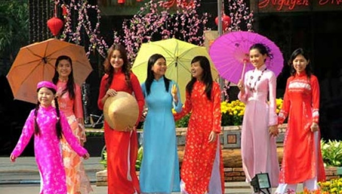 Giờ xuất hành tốt trong ngày 7 tháng 12 năm Kỷ Hợi gồm có đại an, tốc hỷ và tiểu các.