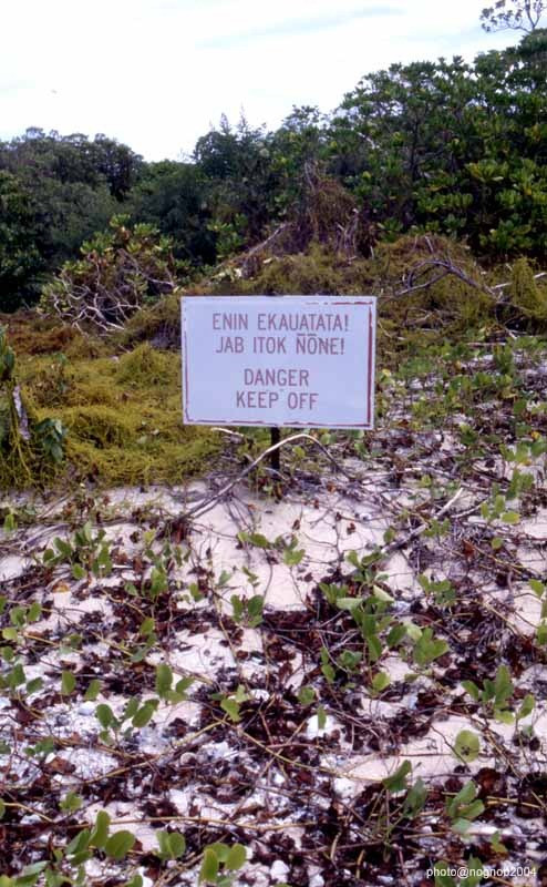 Theo ước tính, chi phí mà chính phủ Mỹ bỏ ra để đưa đảo Enewetak trở lại là nơi an toàn cho người dân sinh sống vào khoảng 240 triệu USD.