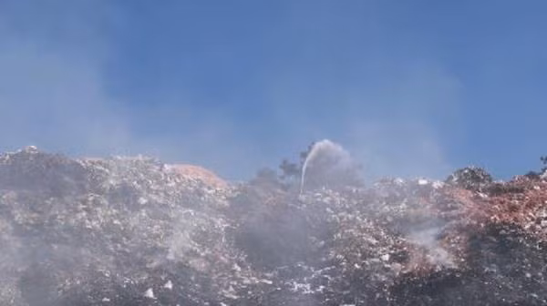 Chay bai rac Cam Ly, Da Lat chim trong khoi bui hoi thoi