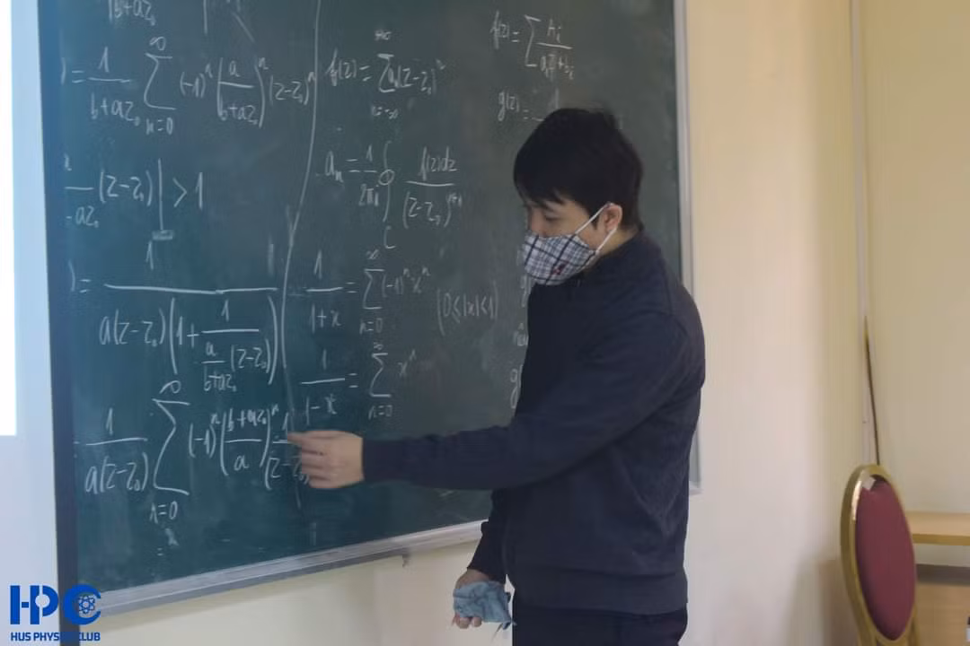 Thu khoa dau ra Dai hoc KHTN: Diem so khong phai quan trong nhat