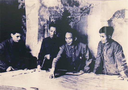 Nhan duyen duoc tiep can Dai tuong Vo Nguyen Giap: Ngon lua vi dan-Hinh-4