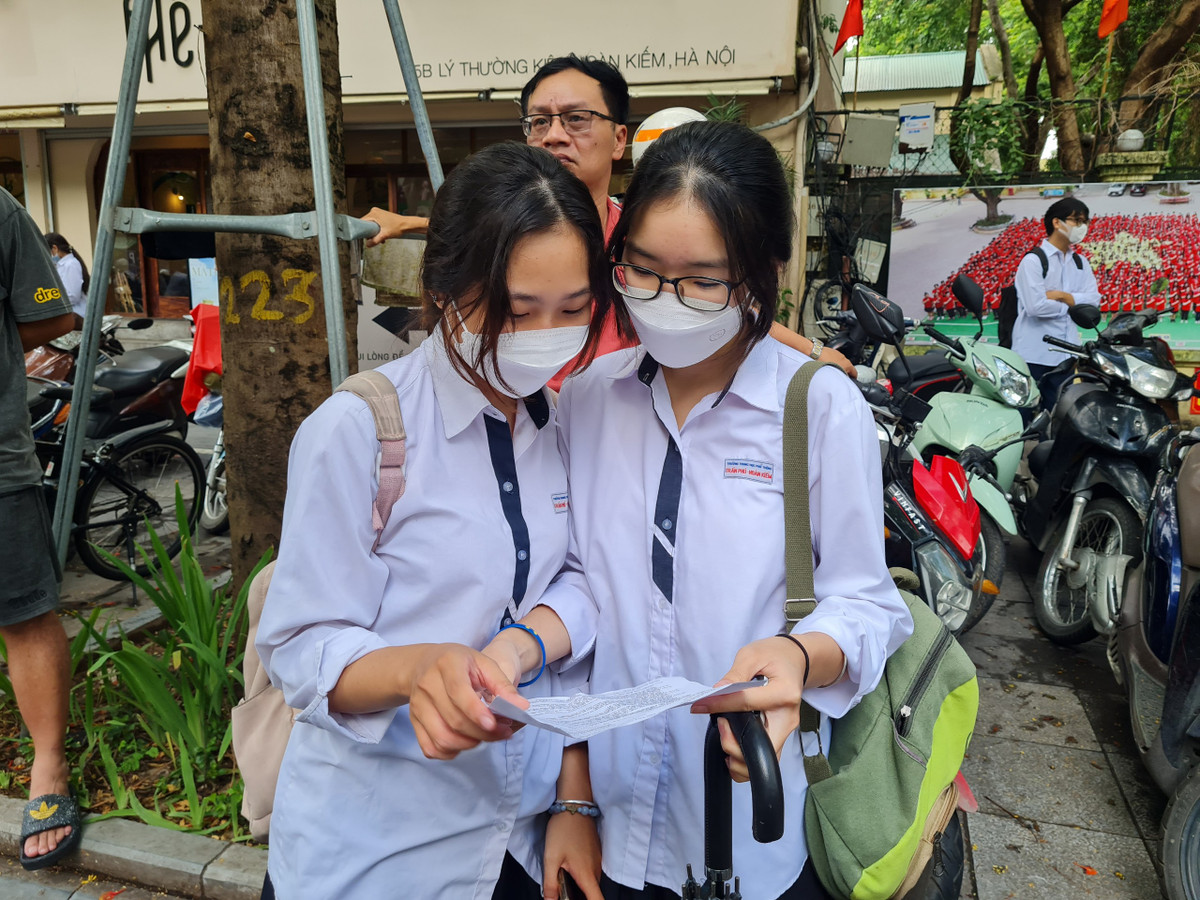 Nghi van lo de thi mon Ngu van, Bo GD&DT noi gi?