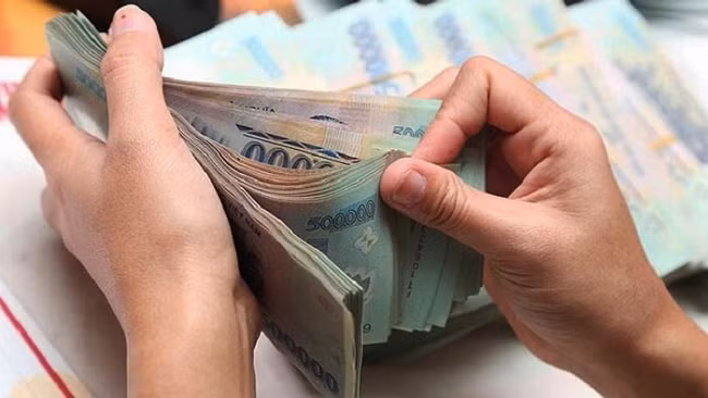 Tin nong ngay (1/6): Du luan choang vang vi loat quan chuc lien tuc “xo kham“-Hinh-3