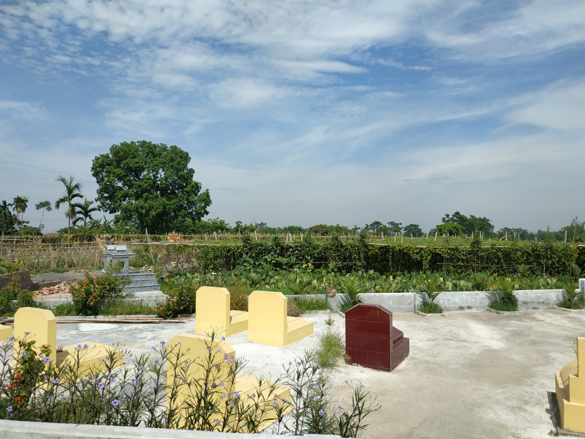 Vinh Phuc: Thon co 2 nghia trang nhung nguoi chet van khong co cho chon-Hinh-2