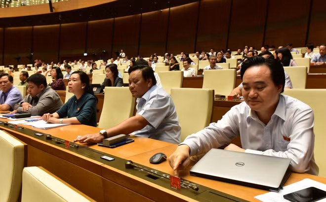 Quốc hội chính thức cấm dịch vụ kinh doanh đòi nợ thuê Quoc hoi chinh thuc cam dich vu kinh doanh doi no thue