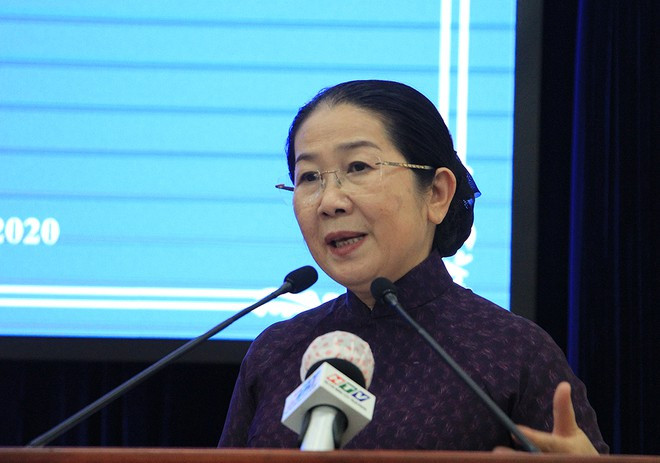 Pho bi thu TP HCM Vo Thi Dung nghi huu... de lai “di san” gi?