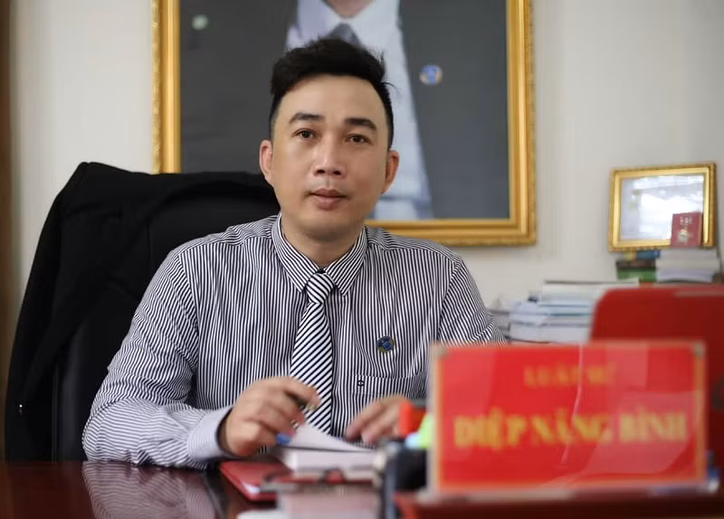 BS Hung BV Tham my Emcas hanh nghe... coi thuong phap luat-Hinh-2