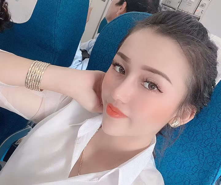 Nhiều đối tượng khác là thanh niên, dân xã hội và là sinh viên của Trường Cao đẳng Du lịch Huế cũng liên quan đến đường dây ma túy do Minh Hằng cầm đầu.