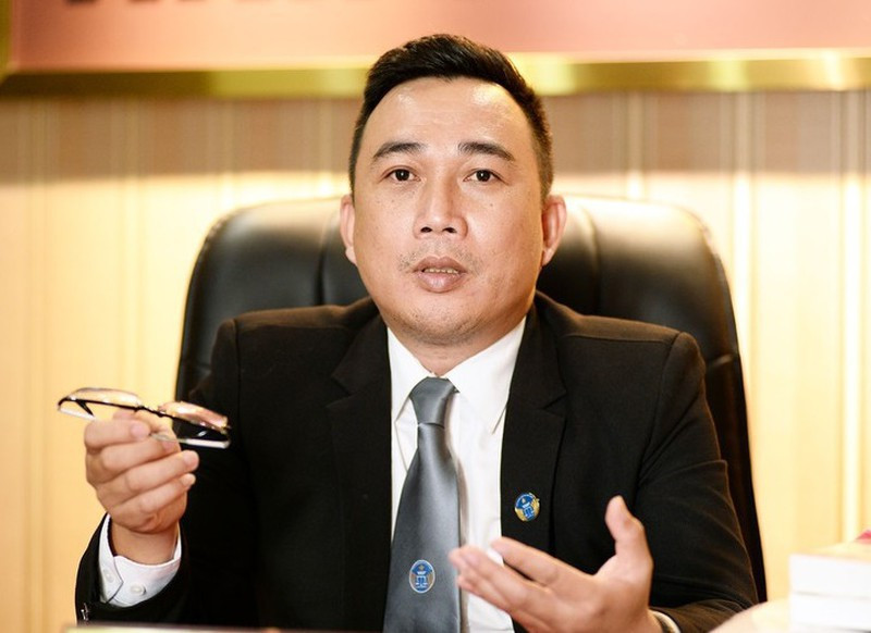 Nữ hành khách làm loạn máy bay Vietnam Airlines: Tâm thần có thoát phạt? - Hình 2 Nu hanh khach lam loan may bay Vietnam Airlines: Tam than co thoat phat?-Hinh-2