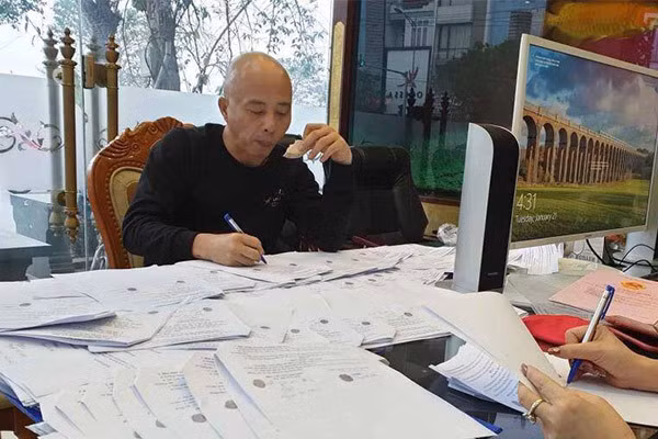 Tin nong ngay 23/6: Luyen sung gan nam de ban giang ho Hai Phong-Hinh-3