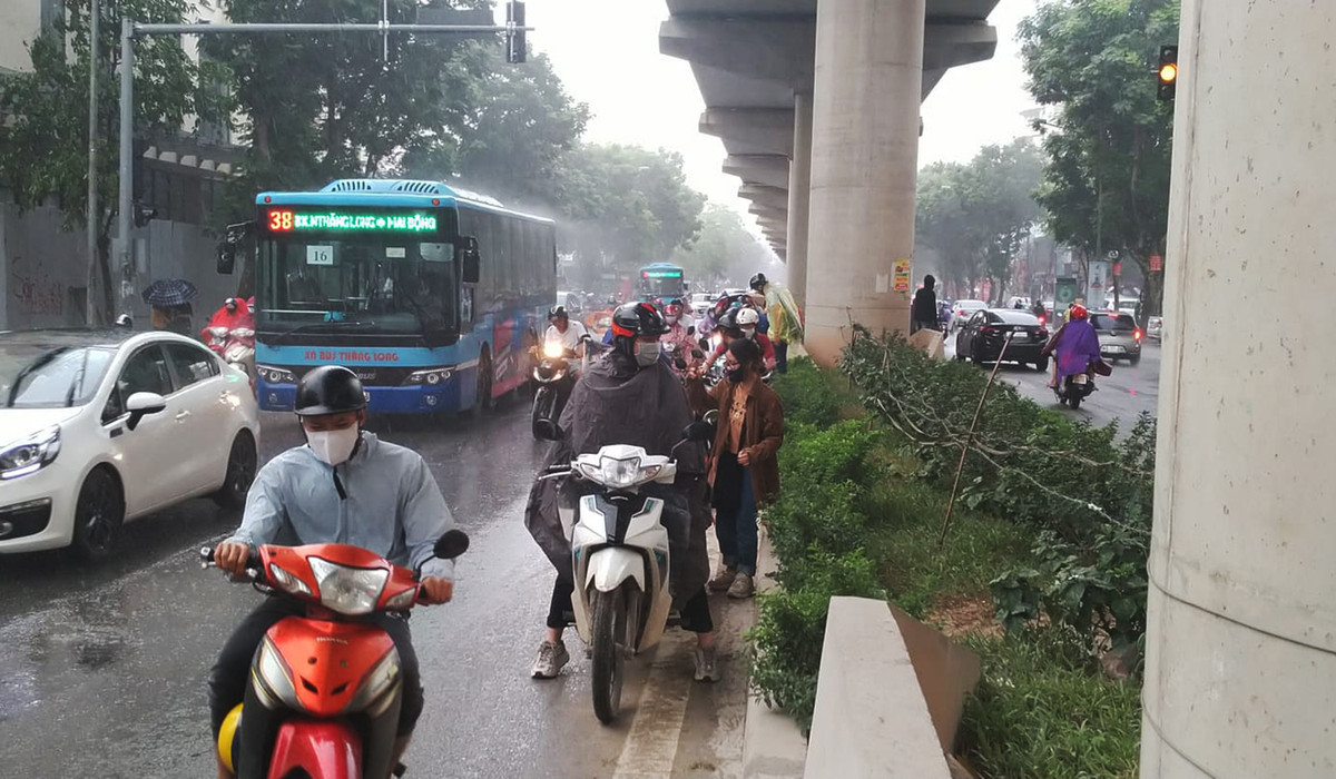 &#x8;Yêu cầu đòi 50 triệu USD để chạy thử của Tổng thầu Trung Quốc bị Bộ GTVT từ chối.