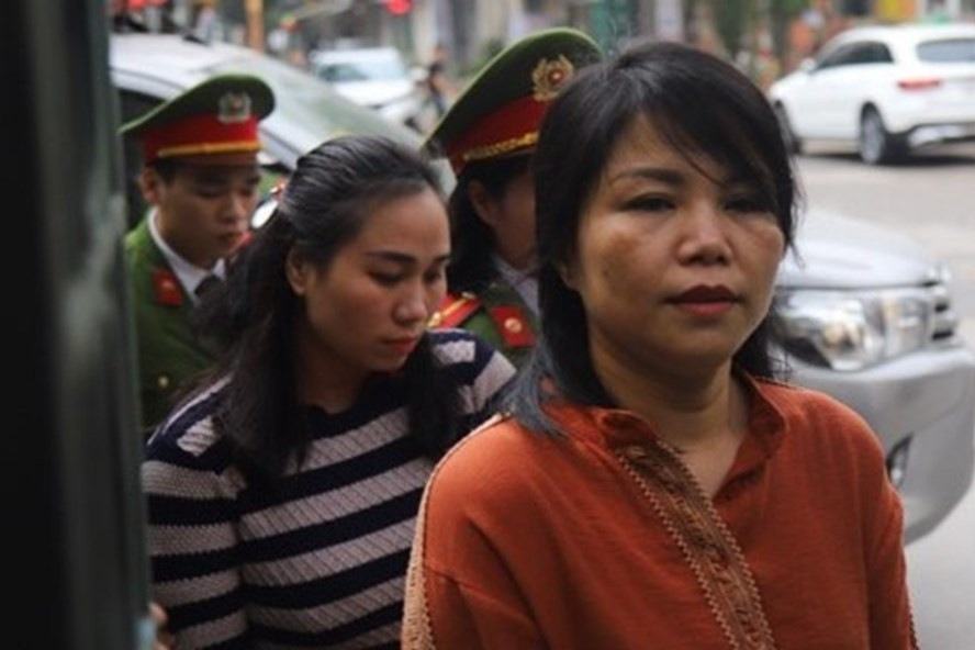 Trong quá trình chung sống giữa Vân và anh Thiện nảy sinh nhiều mâu thuẫn về tiền bạc, cộng thêm ghen tuông nên Vân tìm cách mưu hại anh Thiện. Để làm được điều này, Vân tìm gặp Vững và hỏi, nếu mua ma túy bỏ vào ô tô, rồi mật báo công an bắt có được không. Vững đồng ý.