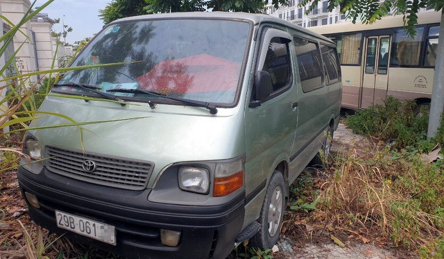 Hoc sinh TH Nam Tu Liem bi bo quen: “Gateway” tai dien... xu tai xe?