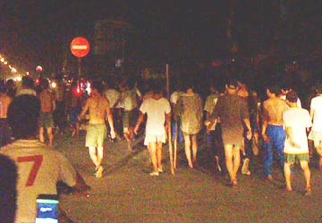 Học viên cơ sở Hải Phòng cũng gây rúng động khi có hơn 500 học viên đang cai nghiện ma túy đã tự ý rời khỏi trung tâm tối 16/5/2010. Đoàn học viên này đã kéo nhau đi bộ chừng 10 km về đến trung tâm huyện An Lão, rồi "giải tán". Trong quá trình tự ý rời khởi trung tâm, 500 học viên đã đánh trả các cán bộ của trung tâm và công an. &gt;&gt;&gt; Mời độc giả xem thêm video: Hơn 100 học viên cai nghiện trốn trại đột nhập vào nhà dân trộm tài sản| VTC14