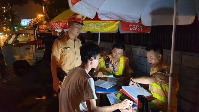 To cong tac dac biet 140 xu ly bao nhieu vi pham sau mot tuan trien khai?