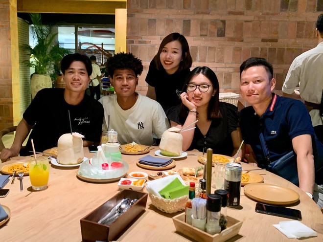 Bạn gái tin đồn của Công Phượng là Tô Ngọc Viên Minh, sinh năm 1995. Cô tốt nghiệp loại xuất sắc chương trình thạc sĩ ngành quản trị Kinh Doanh của đại học RMIT vào năm 2019. Hiện tại, Viên Minh đang làm cho công ty gia đình ở TP HCM. Cô không hề liên quan đến làng giải trí hay lĩnh vực bóng đá.