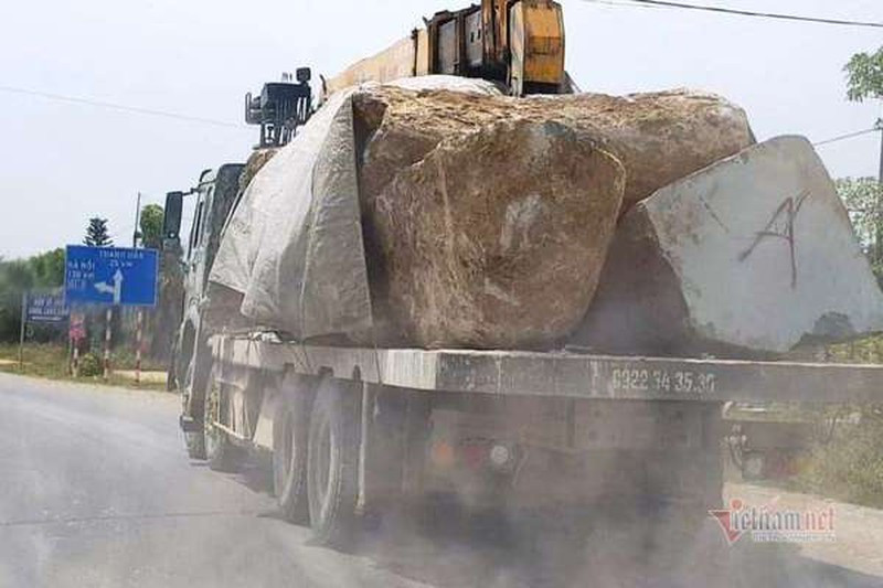 Tin nóng ngày 6/6: Lại xuất hiện xe "hổ vồ" quá tải 600% tại Thanh Hóa Tin nong ngay 6/6: Lai xuat hien xe