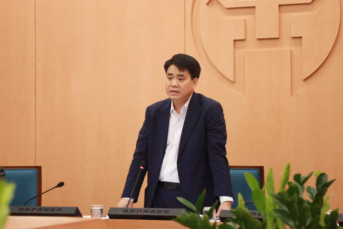Chủ tịch Hà Nội được đề xuất tặng huân chương vì thành tích chống COVID-19 Chu tich Ha Noi duoc de xuat tang huan chuong vi thanh tich chong COVID-19