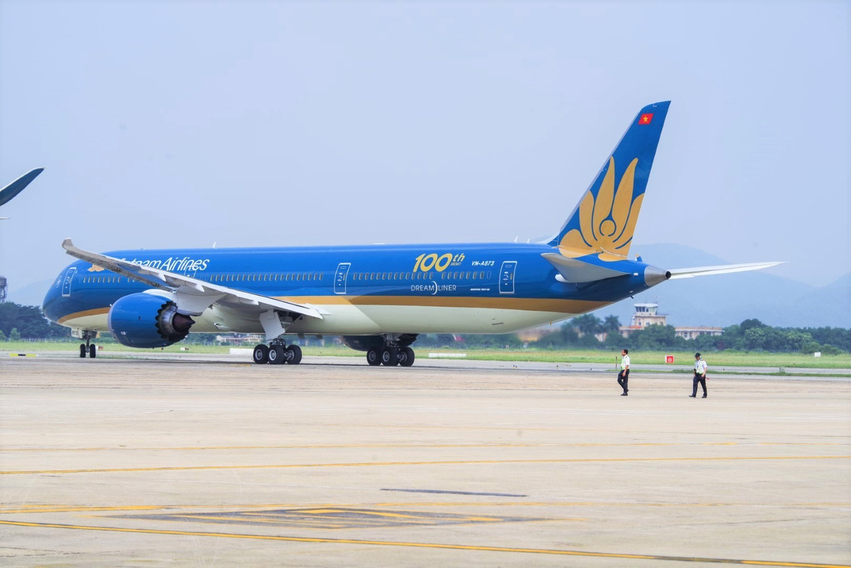 Điều chỉnh giảm sốc kế hoạch doanh thu nhưng Vietnam Airlines vẫn không hoàn thành mục tiêu Dieu chinh giam soc ke hoach doanh thu nhung Vietnam Airlines van khong hoan thanh muc tieu
