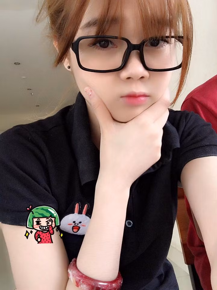 Ngắm nhan sắc không tuổi của cô gái Đà Nẵng xinh đẹp Phạm Huyền Nhi.