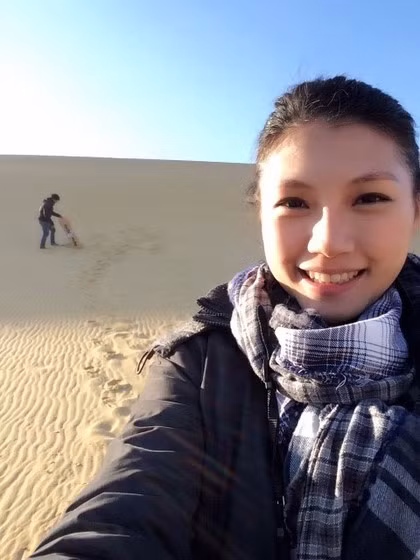 Cô gái trẻ rất thích đi du lịch và trải nghiệm những vùng đất mới.